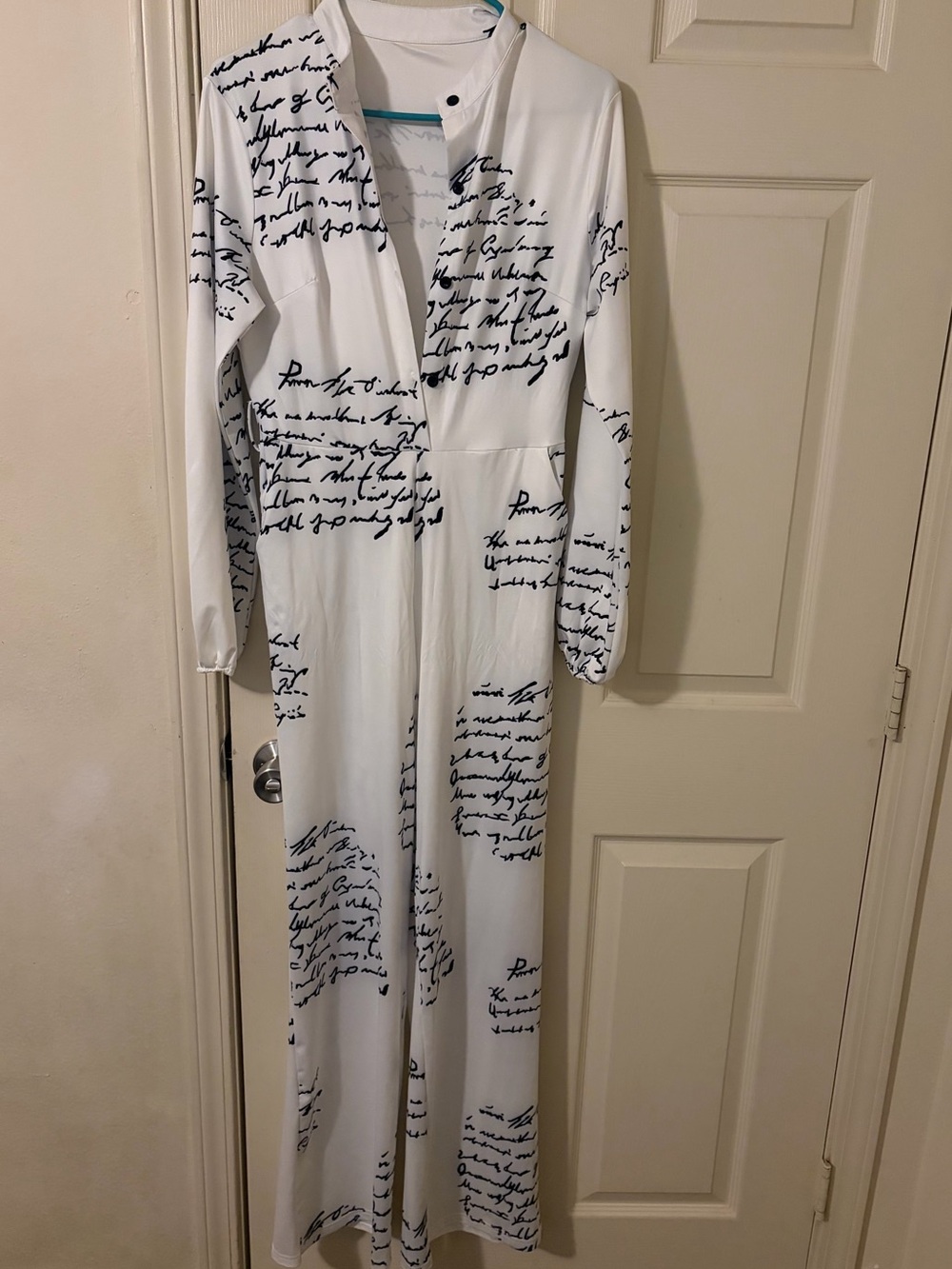 SHEIN White Script Print Long Sleeve Jumpsuit - Picture 4 of 8